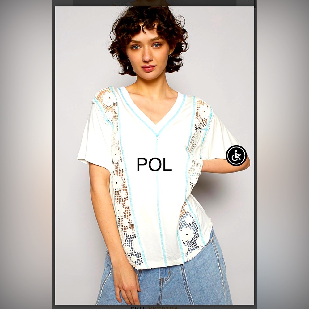POL White Short Sleeve V-Neck Loose Fit Tee with Light Blue Trim Lace
